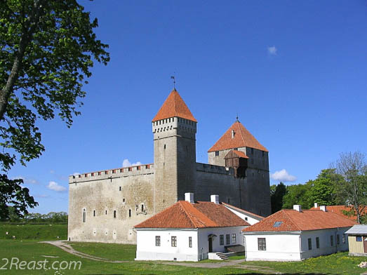 Экскурсия Северная Эстония крепость сааремаа